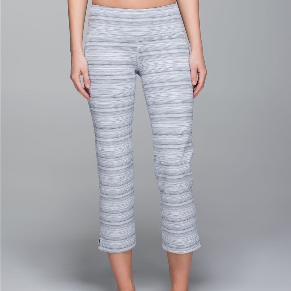 Lululemon City Kick it Crop White Gray Stripes